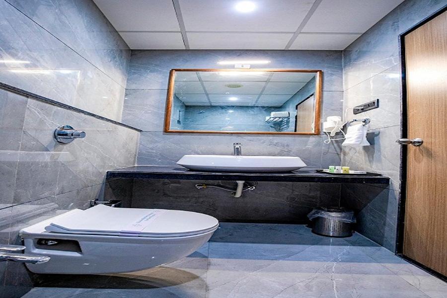 Hotel Nexus Rajkot Exterior photo